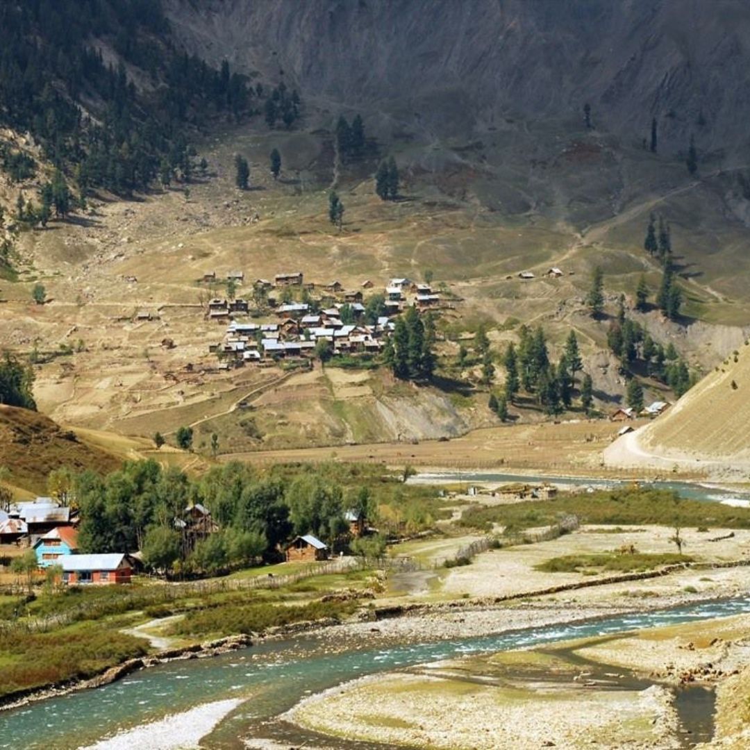 Neutral Minimalist Testimonials Instagram - 2025-02-10T133949.238