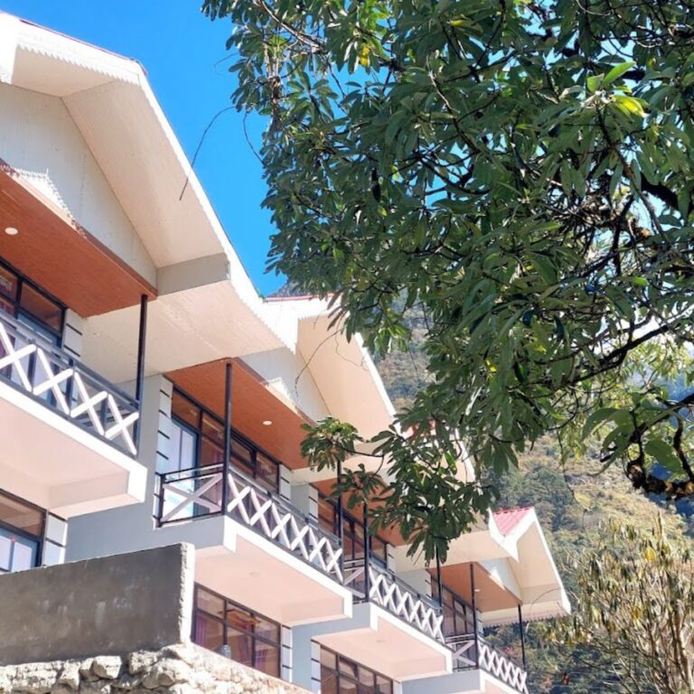 Neutral Minimalist Testimonials Instagram - 2025-02-16T204131.558